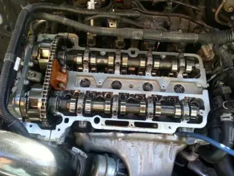 Chevy 1.4L cylinder head installation