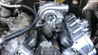 Chevy 6.6L Intake Manifold installation